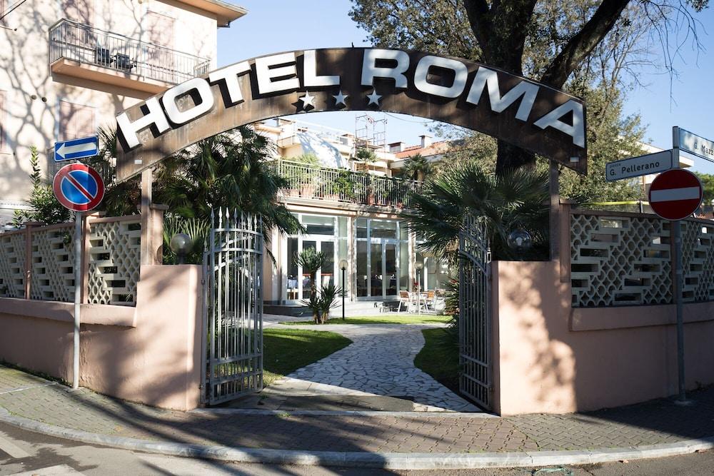 Hotel Roma Марина-ди-Масса Экстерьер фото